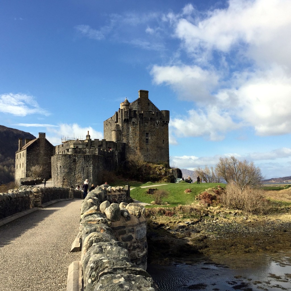 eilean castle bridge 1024x1024 - 5 lugares imperdíveis na Escócia