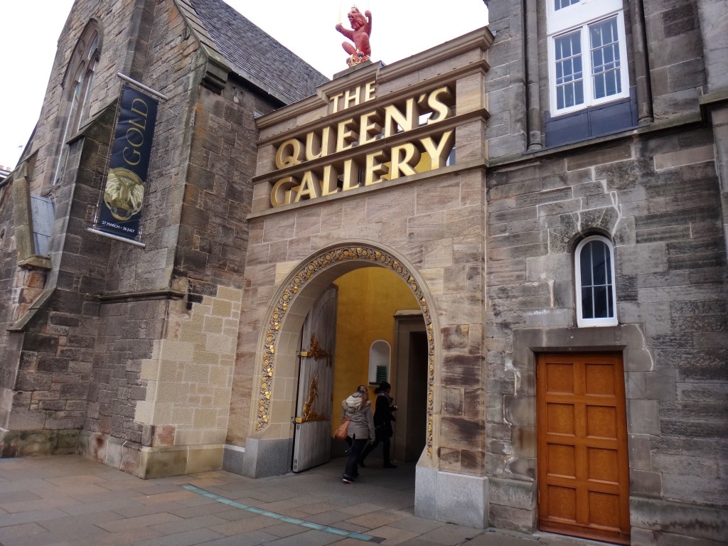 queen galery edimburgo 1024x768 - O charmoso Palácio de Holyroodhouse