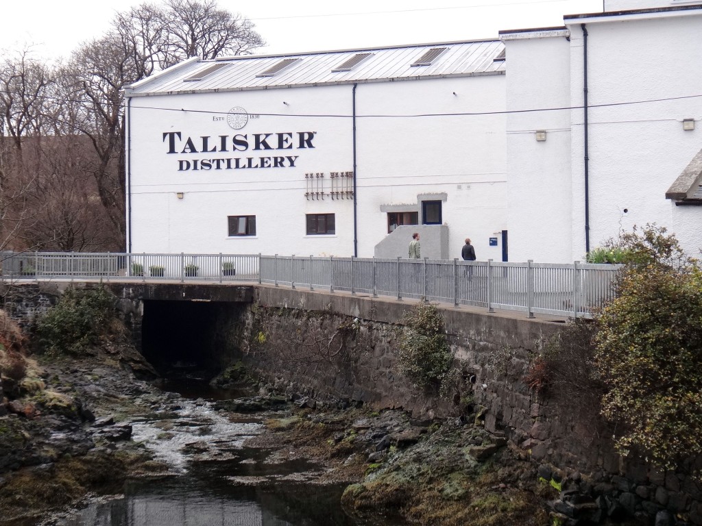 talisker distillery 1024x768 - O melhor da Highlands e Ilha de Skye - parte 2