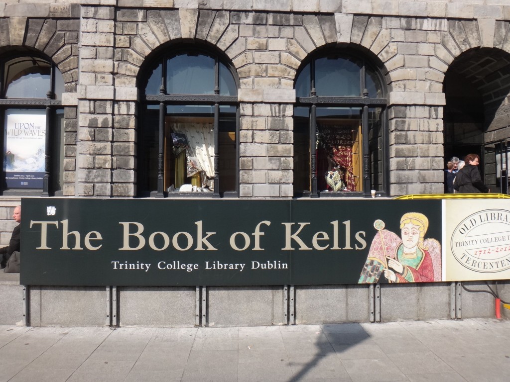 book of kells 1024x768 - Dublin e a Trinity College