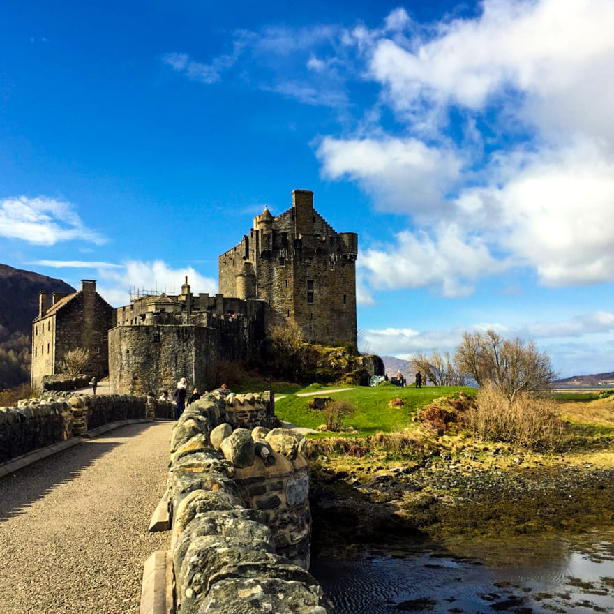 eilean castle bridge - Pontos turísticos na Escócia: lugares imperdíveis para seu roteiro