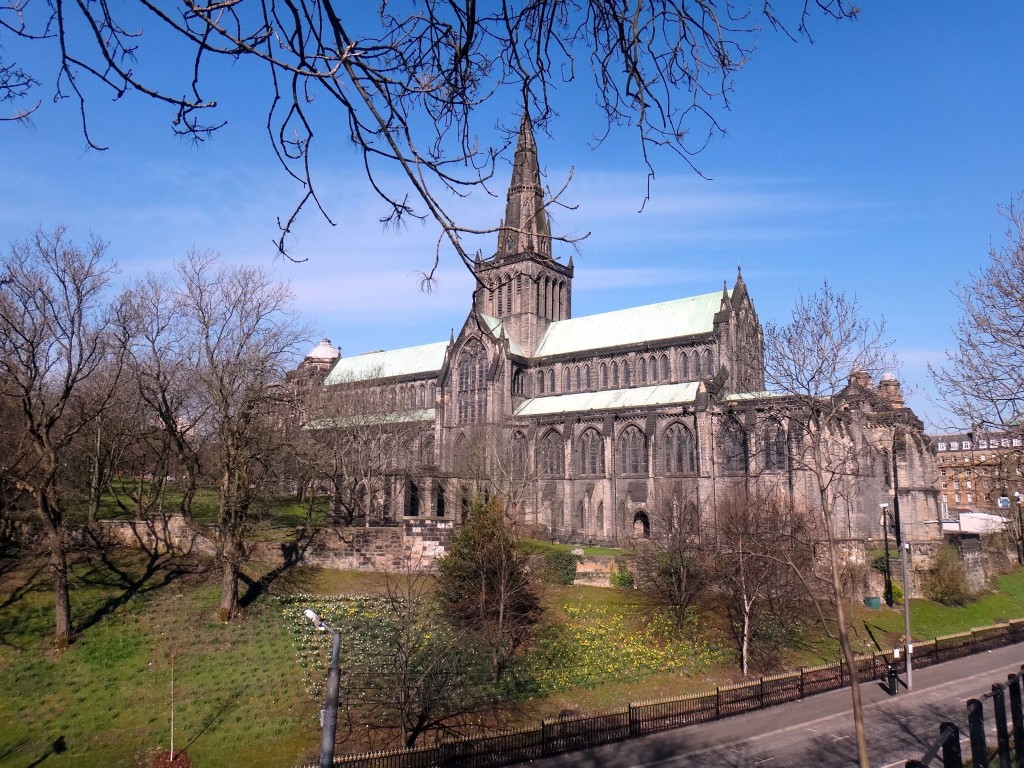 glasgow cathedral 1024x768 - Roteiro de 1 dia - o que fazer em Glasgow