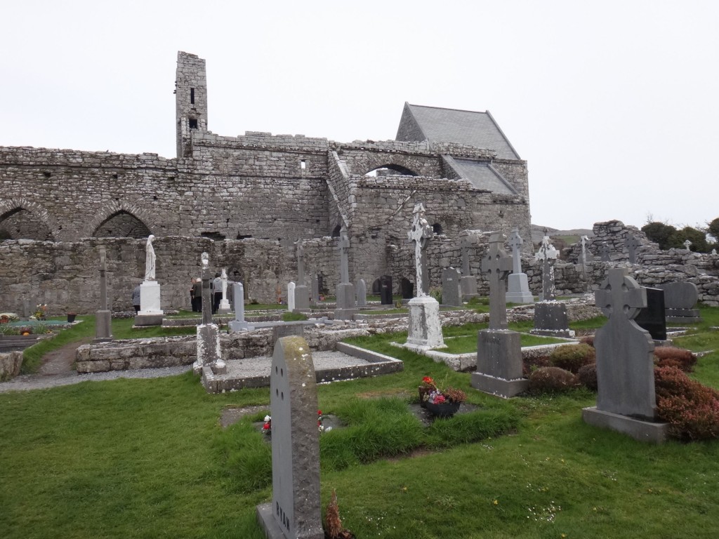 abadia irlanda 1024x768 - A beleza de Cliffs of Moher