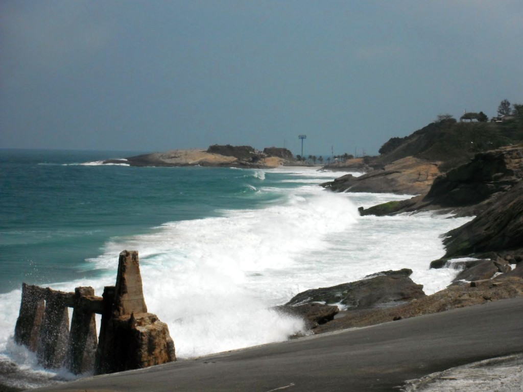 praia do diabo arpoador