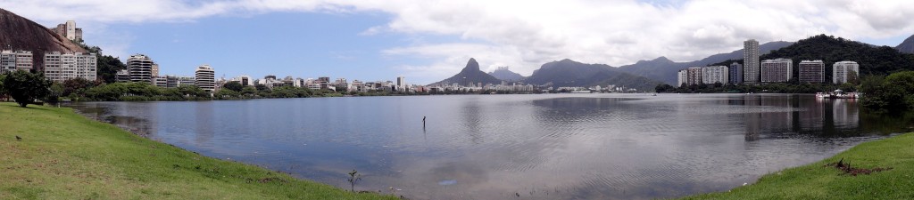 lagoa rodrigo freitas panoramica 1024x225 - Lagoa no Rio de Janeiro. Muito lazer, esporte e gastronomia.