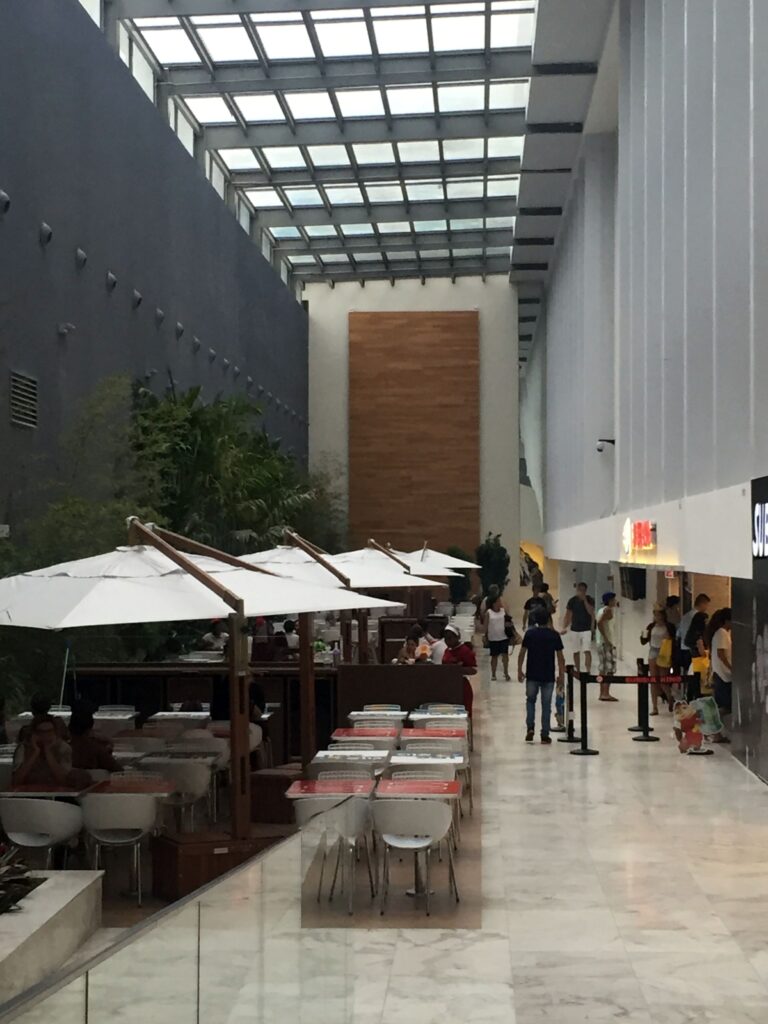 bossa nova mall praça de alimentação rio de janeiro