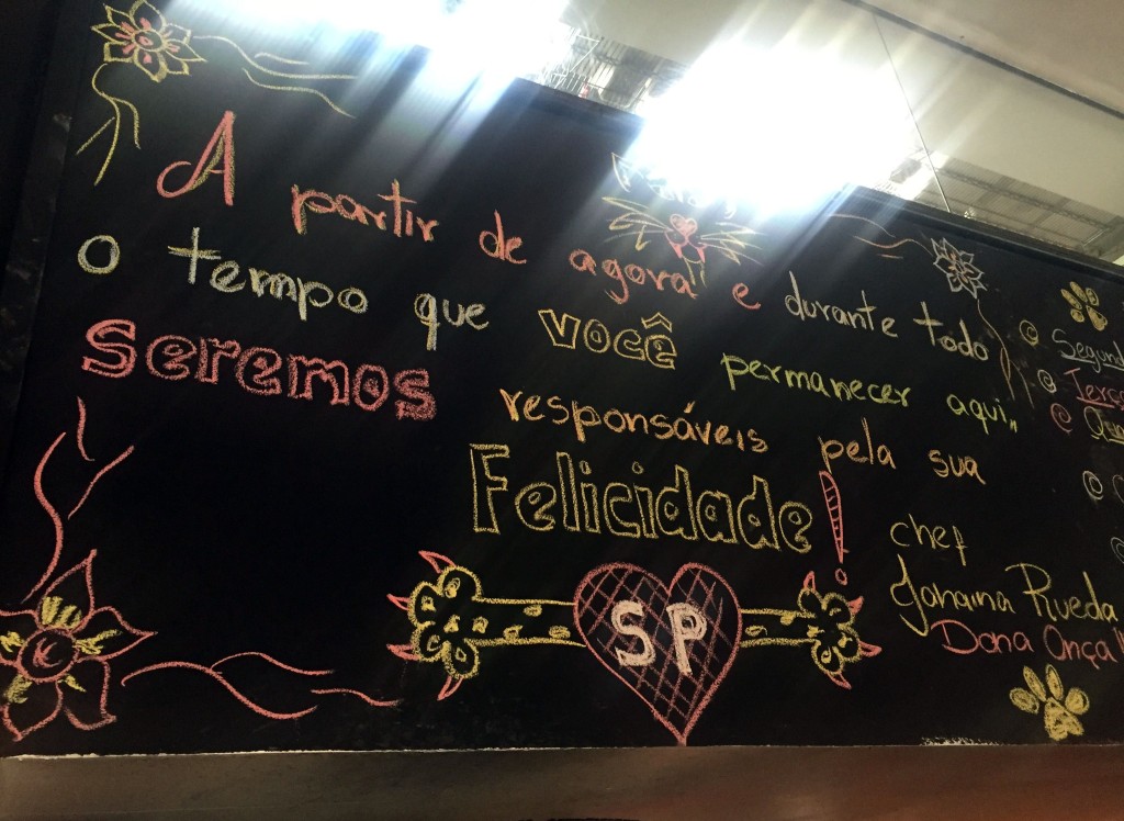 quadro de recados do bar da dona onça sp