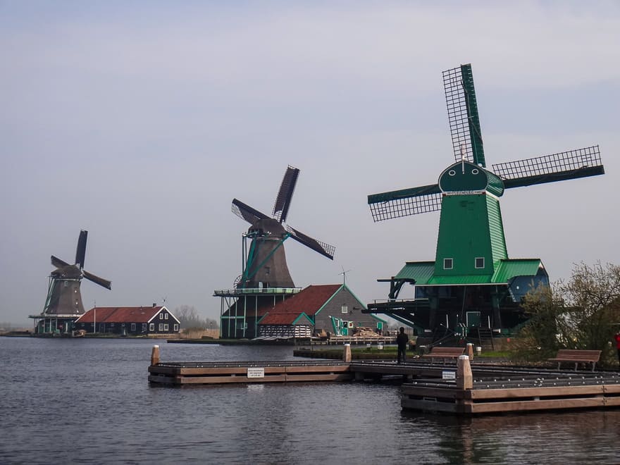 Moinhos, um símbolo da luta do país contra a água na Holanda