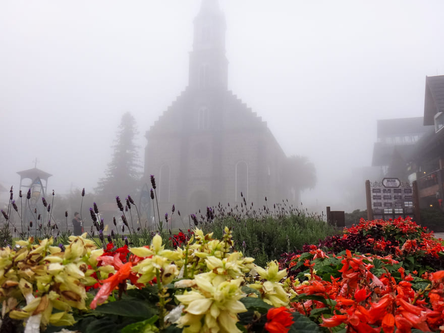 igreja matriz sao pedro neblina flores - O que fazer em Gramado. Veja as principais atrações de Gramado!