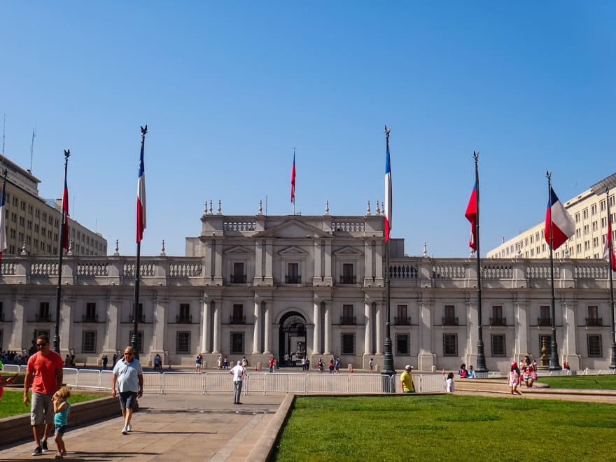 palacio la moneda santiago chile - Palácio de La Moneda em Santiago. Ponto turístico grátis