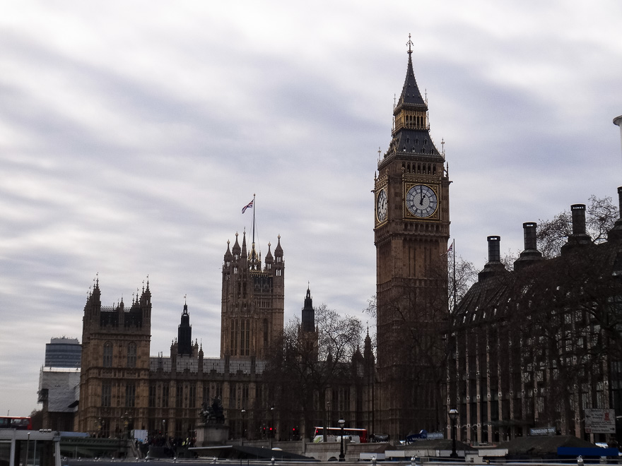 bate de volta de londres big ben - A roda-gigante de Londres: um giro na famosa London Eye