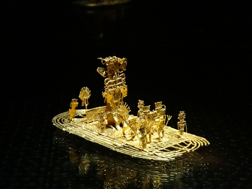 museu do ouro de bogota estatua barca - Muito brilho no Museu do Ouro em Bogotá