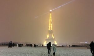 NEWS: neve em Paris