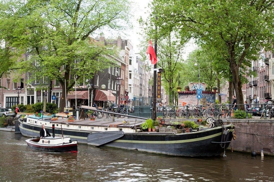 Houseboat Museum Amsterdam 1 - Se perdendo nos museus em Amsterdam