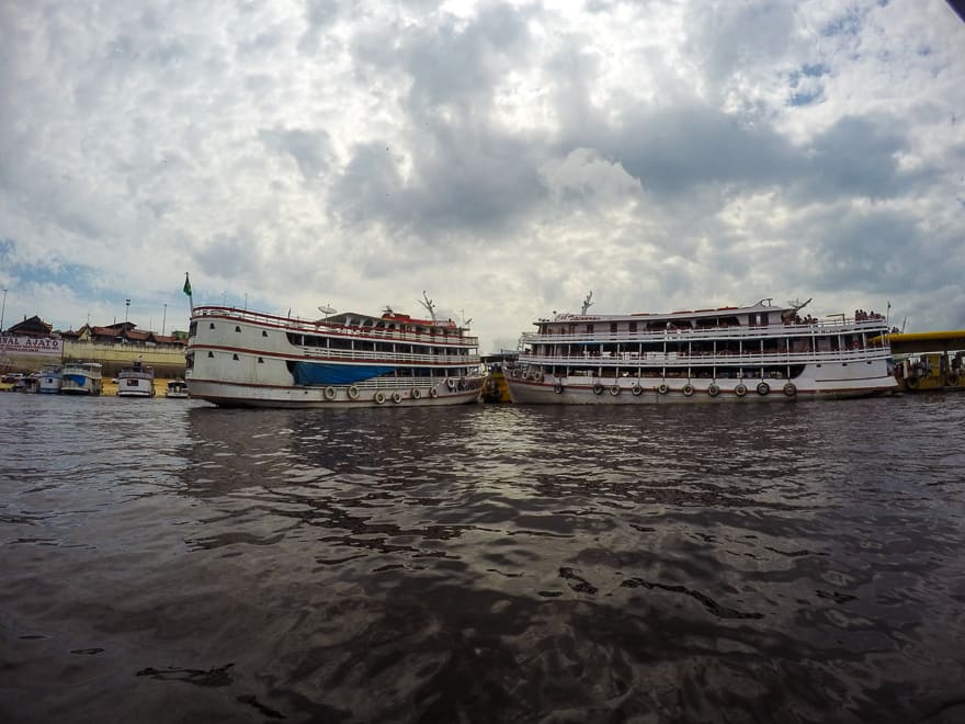 encontro das aguas manaus barco - Encontro das Águas Manaus: viva a natureza brasileira!