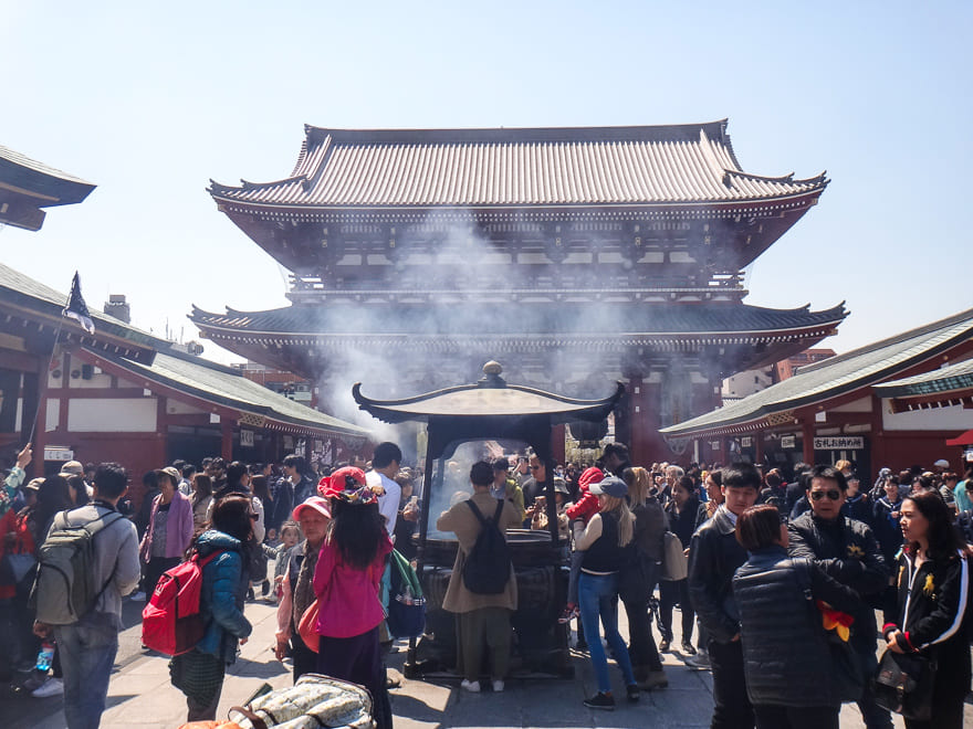 senso ji incenso - Templo Senso-ji em Asakusa- o mais antigo de Tóquio