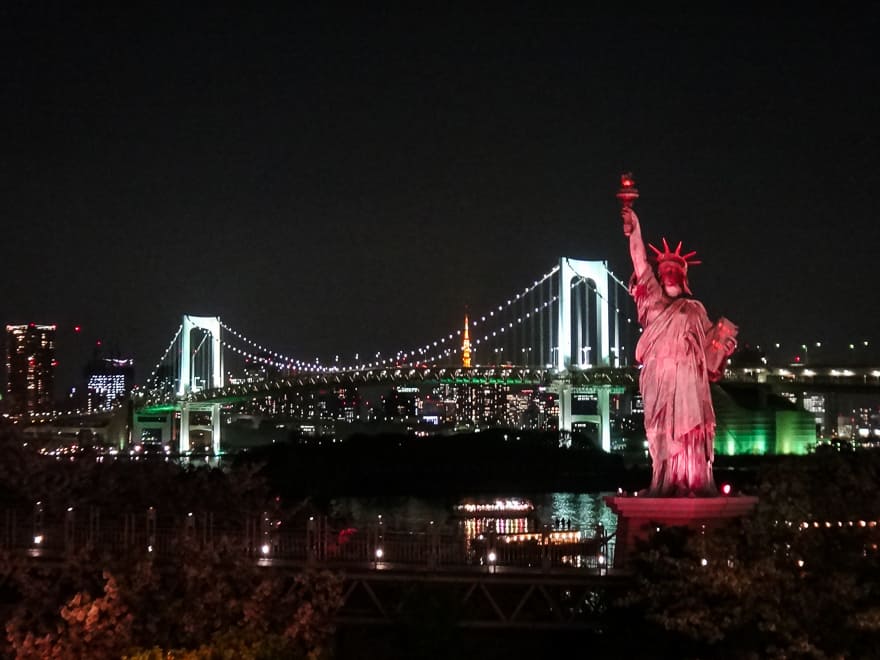 bairros em toquio rainbow bridge estatua liberdade - 8 bairros em Tóquio para seu roteiro de viagem