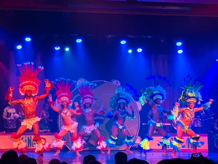 ginga tropical rio de janeiro show samba paritins - Ginga Tropical Rio de Janeiro: folclore e dança brasileiros