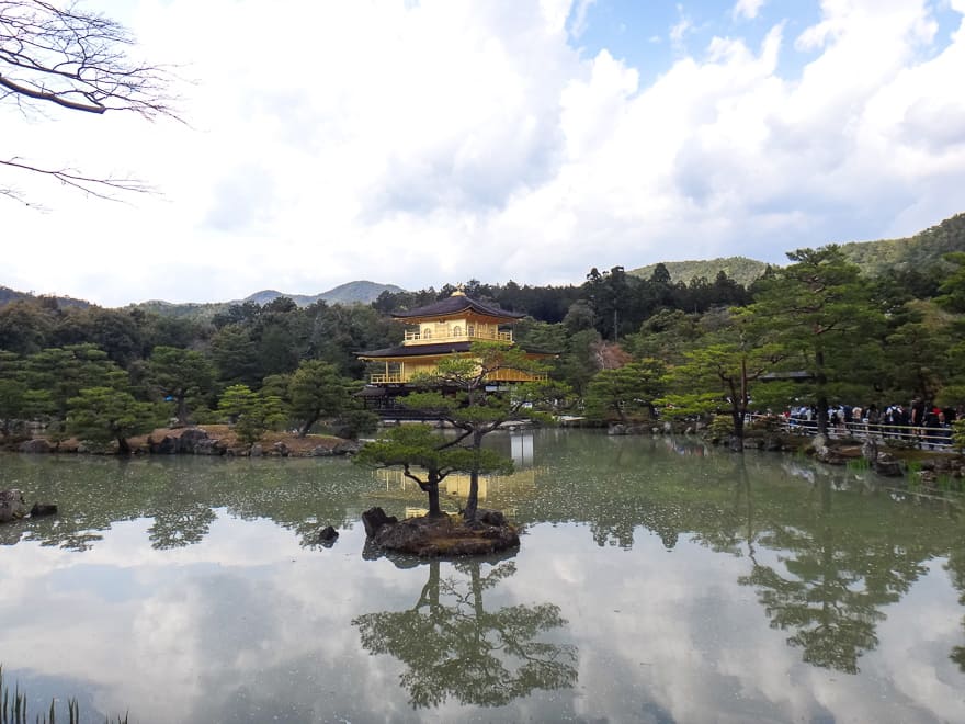pavilhao dourado em kyoto lago reflexo - O magnífico Pavilhão Dourado em Kyoto