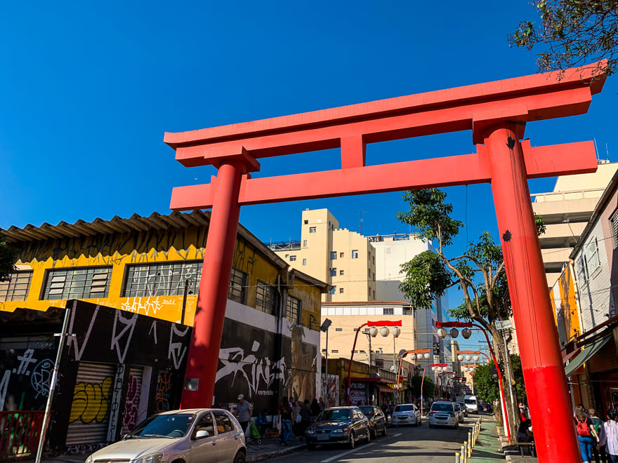 cultura japonesa em sao paulo portao liberdade - Cultura japonesa em São Paulo - III Japão.br