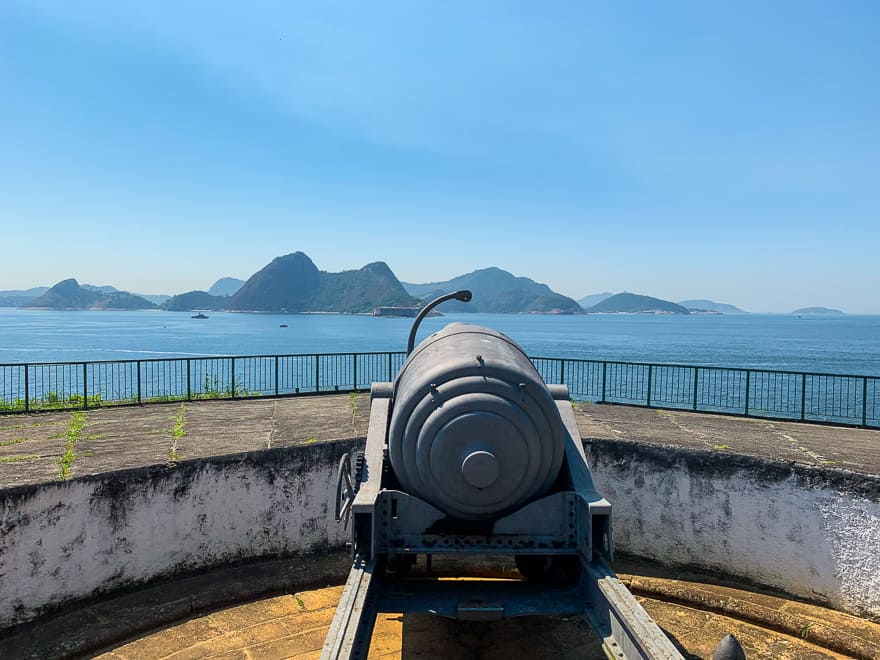 fortaleza de sa%CC%83o joa%CC%83o canhao vovo - Fortaleza de São João (Forte da Urca): história e beleza