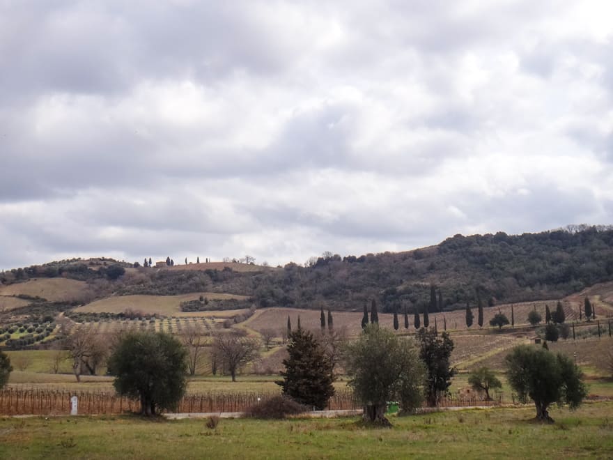 campo toscana - Abadia de Sant’Antimo na Toscana, um tesouro escondido.
