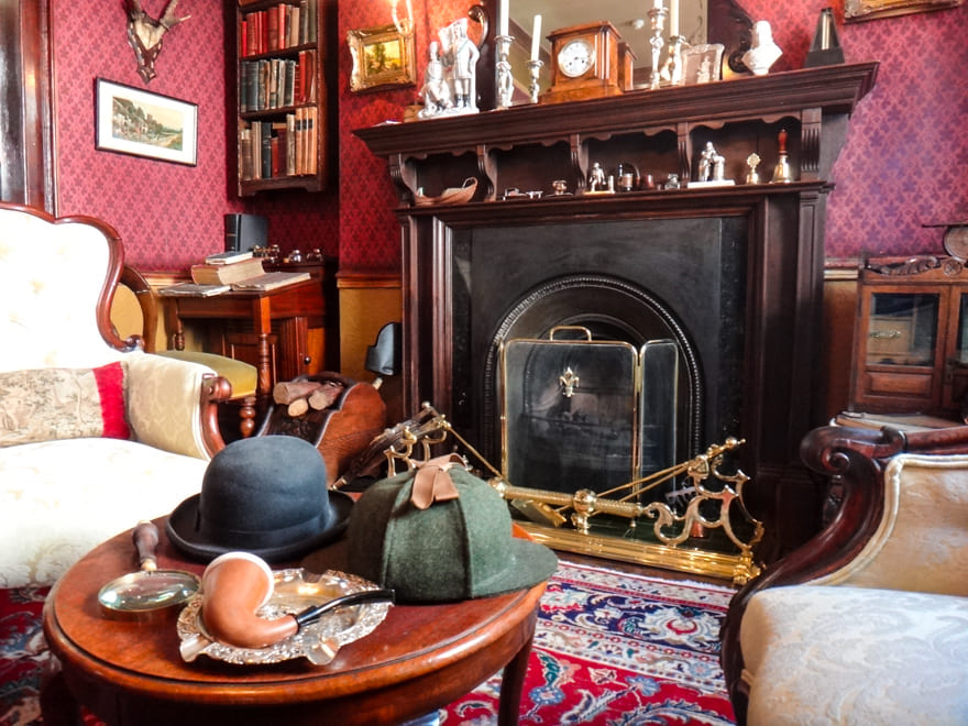 detalhe sala estar museu sherlock londres - Museu Sherlock Holmes em Londres. Para os fãs do detetive!