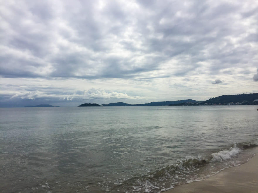 praias em florianopolis jurere - Praias em Florianópolis: 3 sugestões para relaxar e aproveitar [8on8]