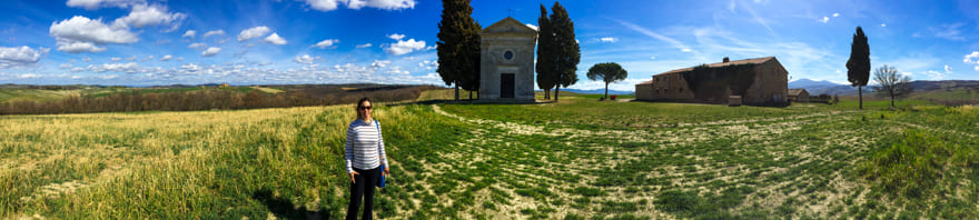 panoramica capella della madona di vitaleta - Cappella della Madonna di Vitaleta: a igreja da Toscana mais fotogênica