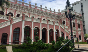Roteiro no Centro de Florianópolis: explorando a pé o centro histórico