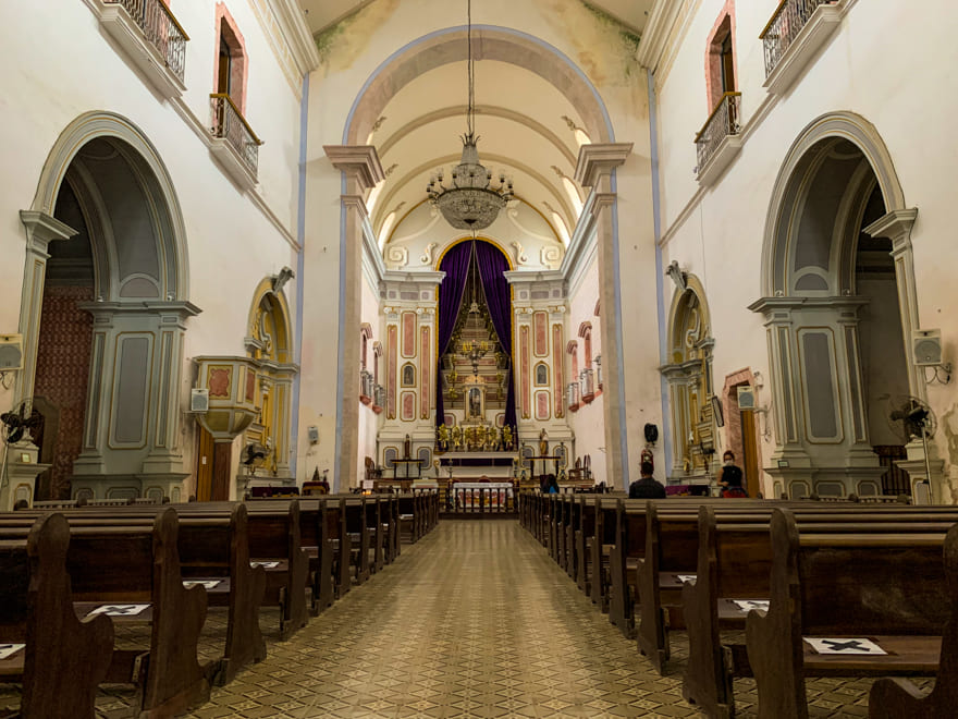 interior igreja da matriz paraty - Centro histórico de Paraty: walking tour para conhecer seus segredos