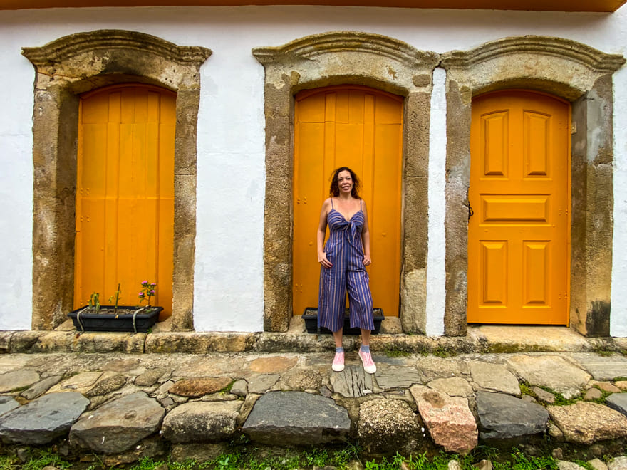 porta laranja casario paraty - Centro histórico de Paraty: walking tour para conhecer seus segredos