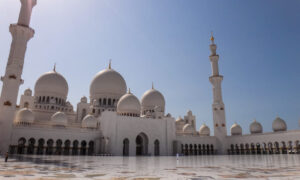 Mesquita Sheikh Zayed Grand Mosque: a linda mesquita de Abu Dhabi