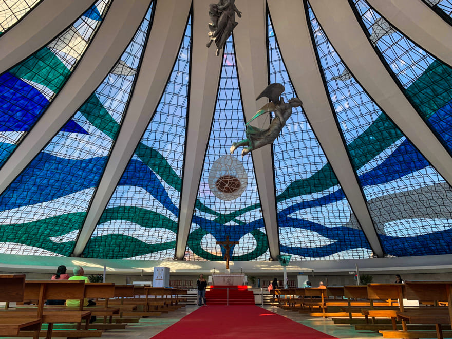 interior catedral metropolitana brasilia