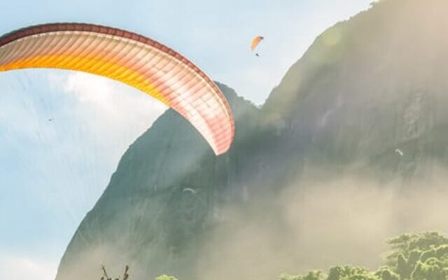 passeio de parapente no Rio de Janeiro - Lets Fly Away