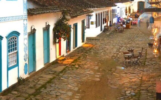 tour a pé Paraty - Lets Fly Away