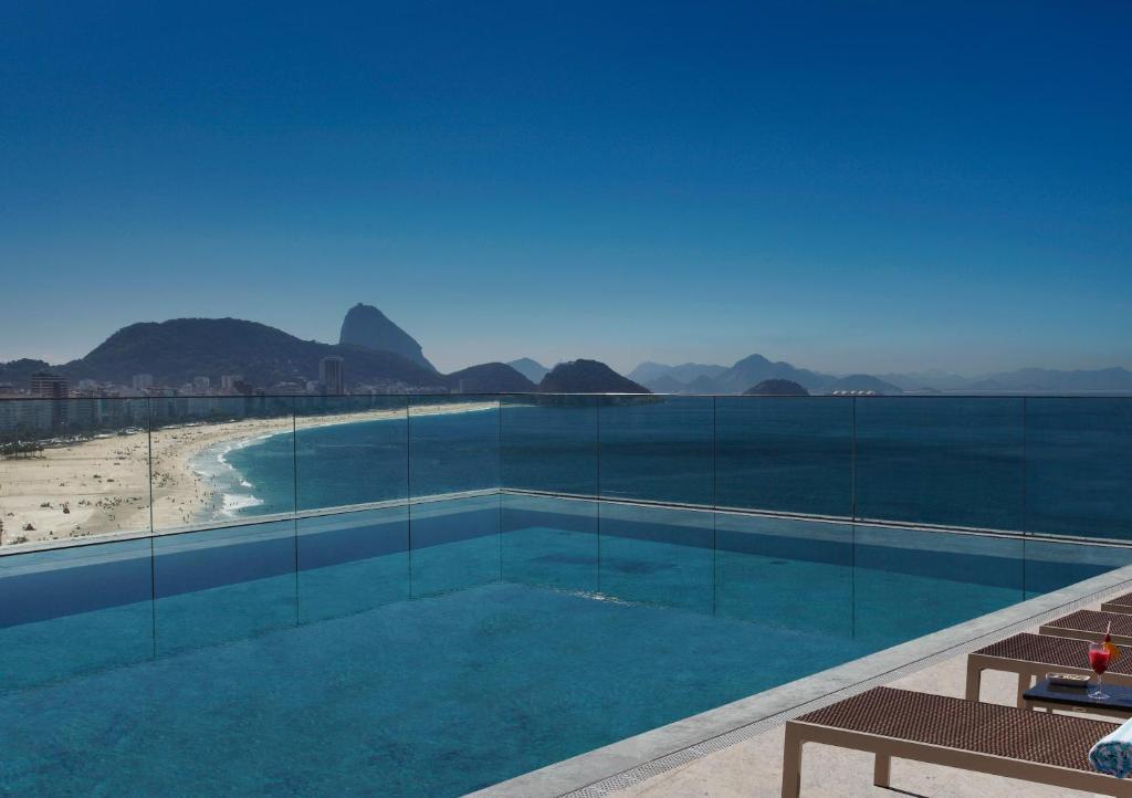 Hotéis com piscina de borda infinita no Rio de Janeiro - Lets Fly Away