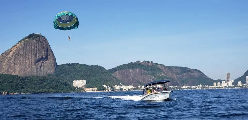 Melhor passeio de barco no Rio de Janeiro - Lets Fly Away