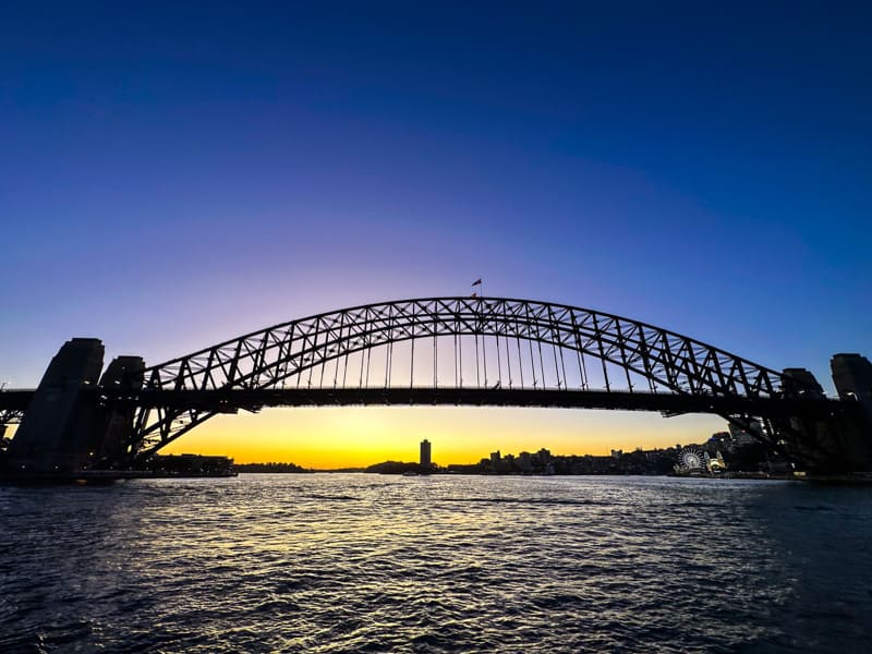 por do sol harbour bridge roteiro em Sydney 4 dias  lets fly away 