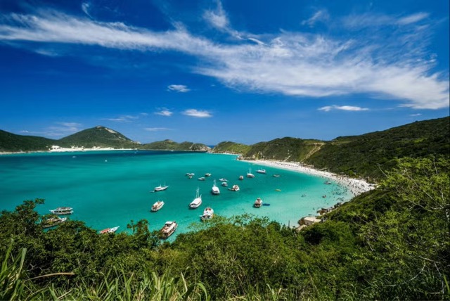 Excursão Arraial do Cabo saindo do Rio - Lets Fly Away