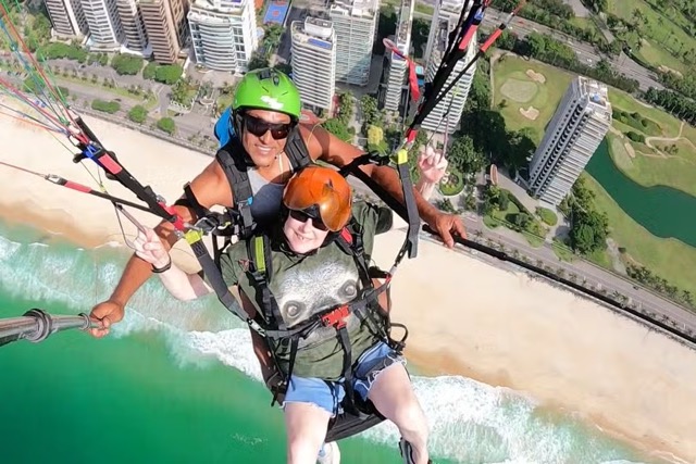 Voo de parapente no Rio de Janeiro - Lets Fly Away