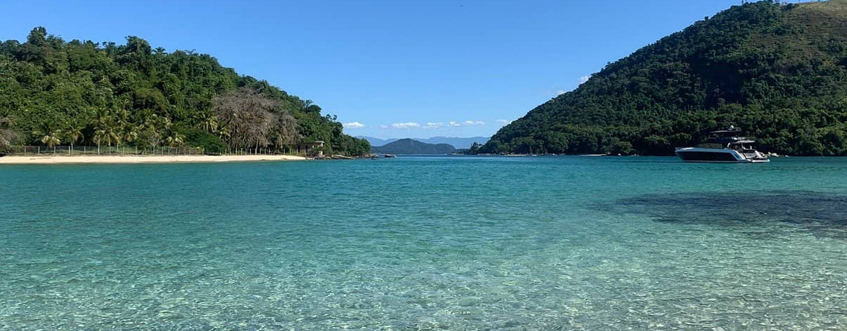 passeio de barco Angra dos Reis - Lets Fly Away