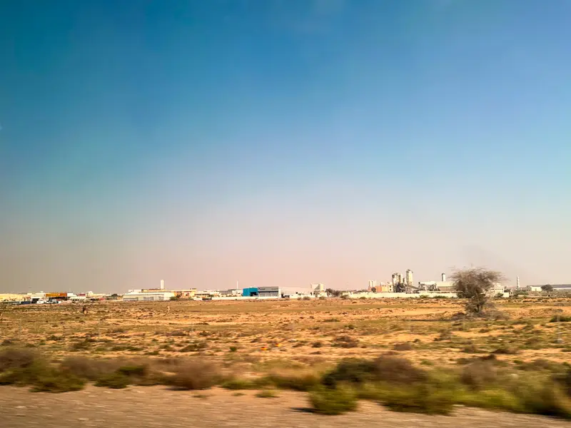 como ir de dubai para-ras al khaimah predios estrada