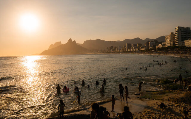 Rio de Janeiro em maio - Lets Fly Away
