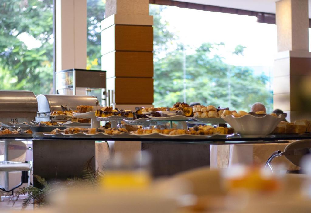 cafe da manha continental inn foz do iguacu onde ficar | lets fly away