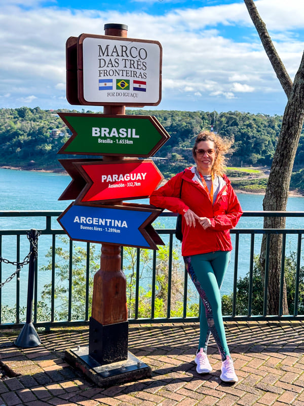 Marco das Três Fronteiras Foz do Iguaçu: Guia Completo 2025 marco das tres fronteiras foz do iguacu como ir placa | lets fly away