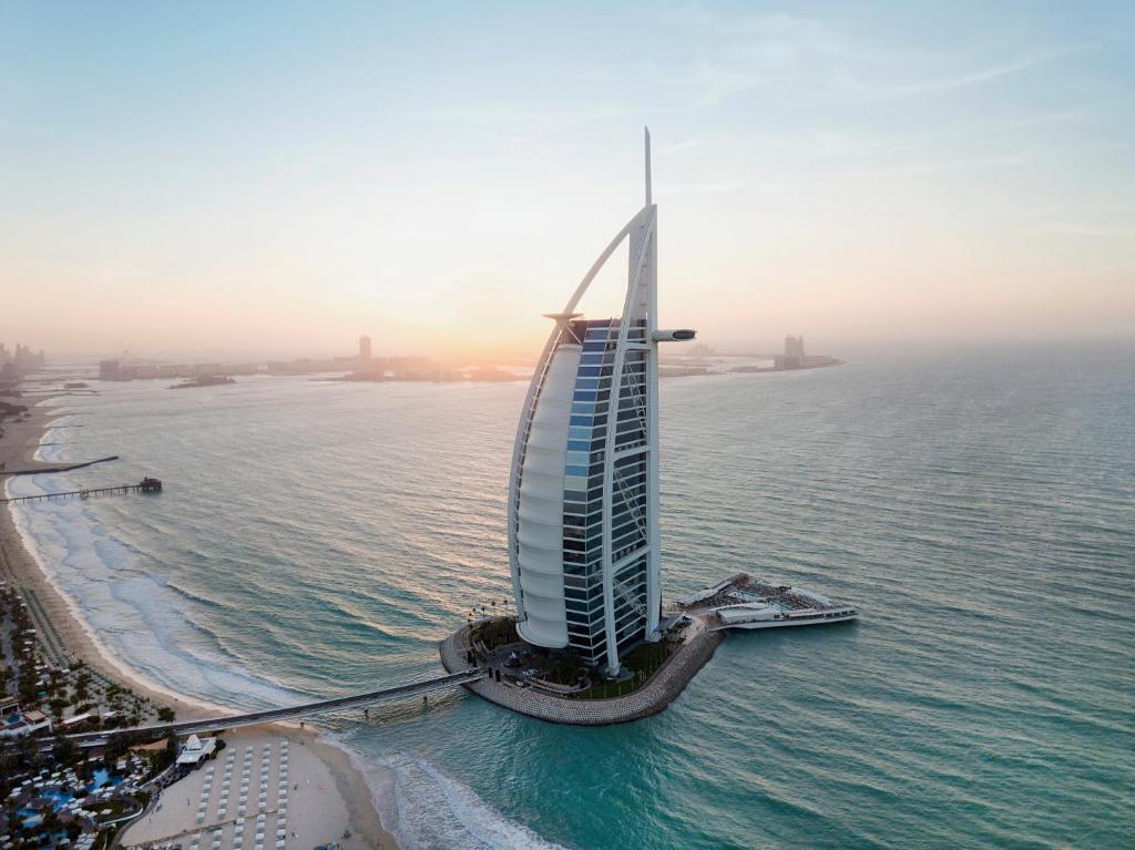 Roteiro Dubai: guia completo para 3, 5 ou 7 dias (2026) burj-dubai-vista